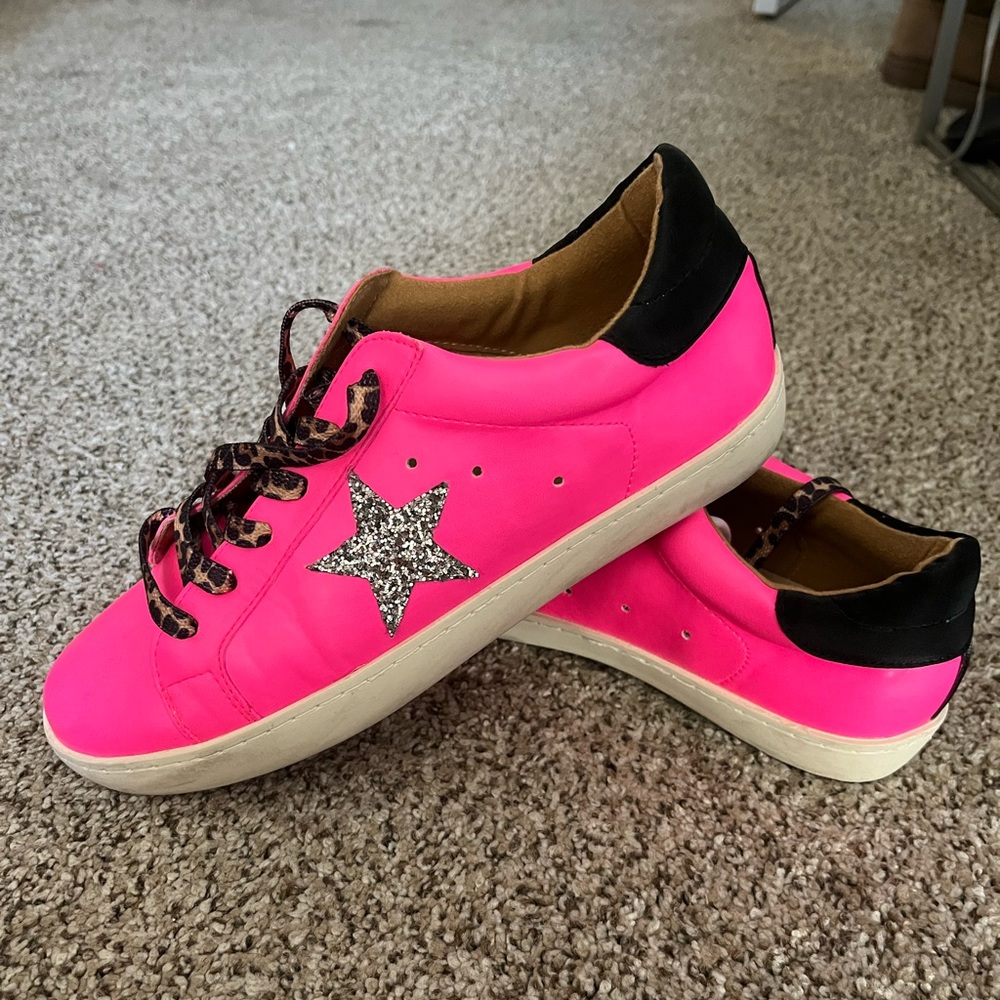 Never been worn Pink golden Goose dupe sneakers